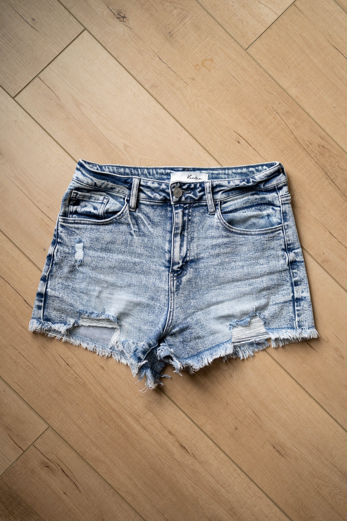 Kan Can Medium Wash Shorts