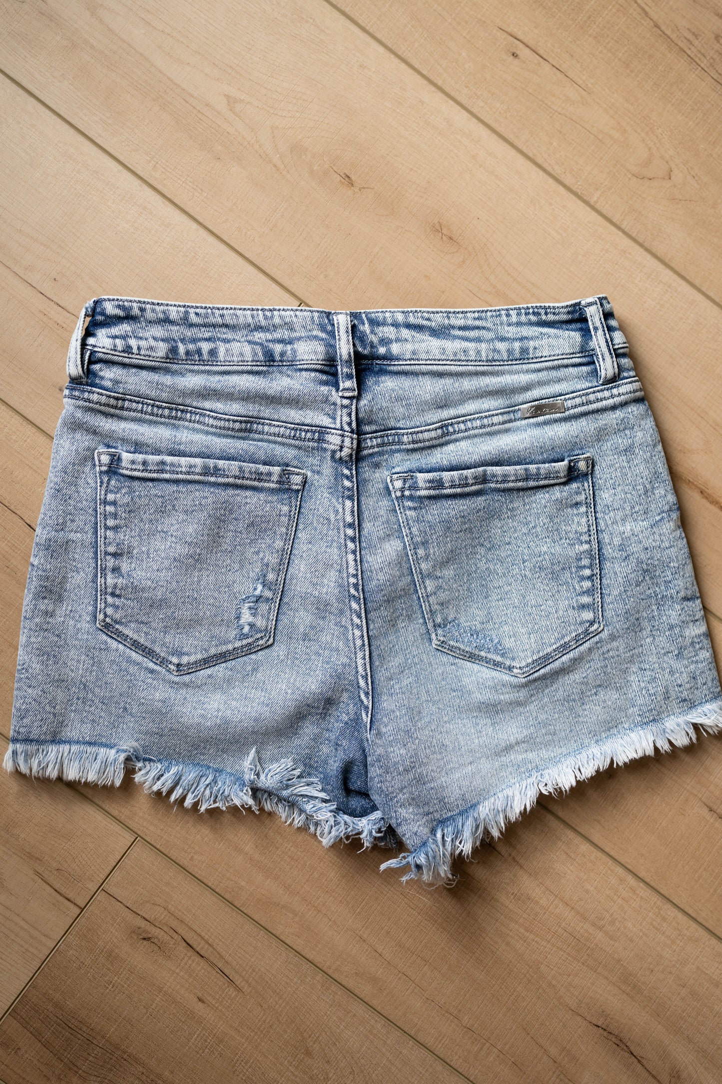 Kan Can Medium Wash Shorts